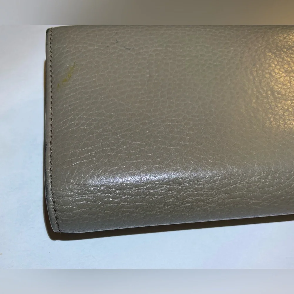 Gucci Soho Interlocking G Leather Continental Snap/Flap Closure Wallet